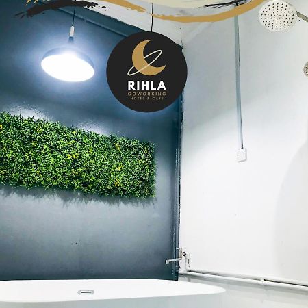 Rihla Dataran Tengah Hostel Gua Musang Buitenkant foto