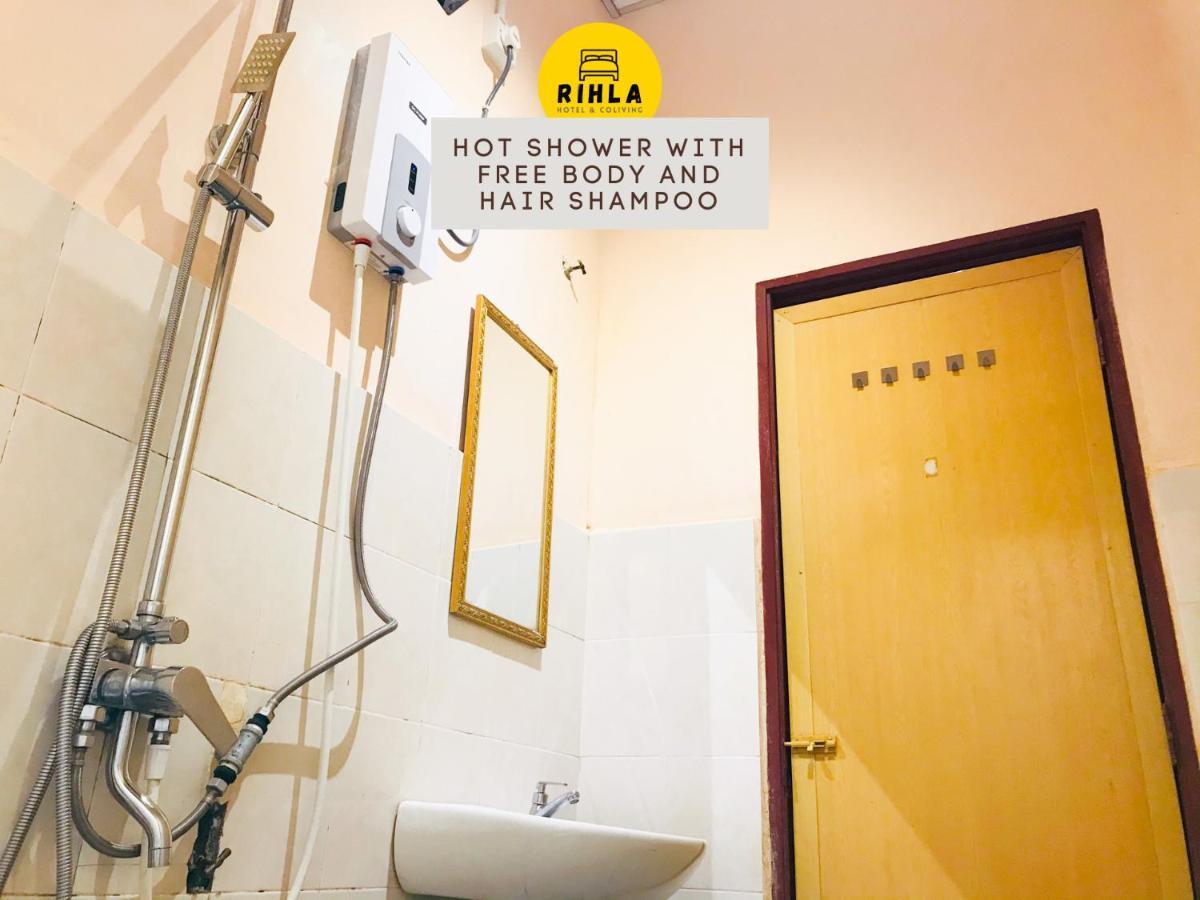 Rihla Dataran Tengah Hostel Gua Musang Buitenkant foto
